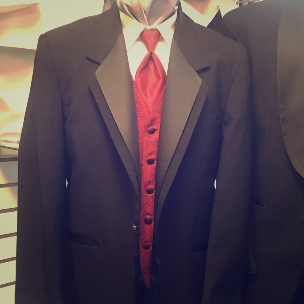 SALE! $40 Retro Oscar de La Renta Tuxedo Jacket